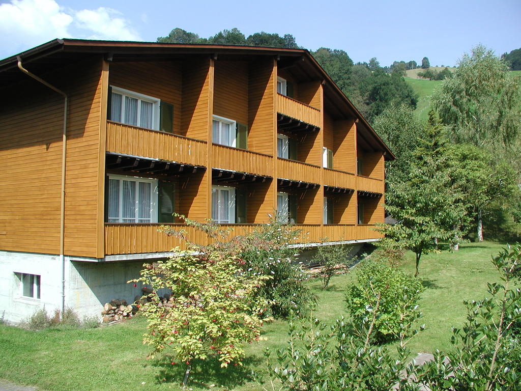 Hotel Krone Giswil Exterior photo
